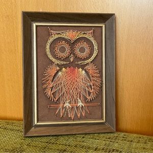 Vintage owl String Art 8x6- Wall or tabletop- in faux wood aluminum frame
